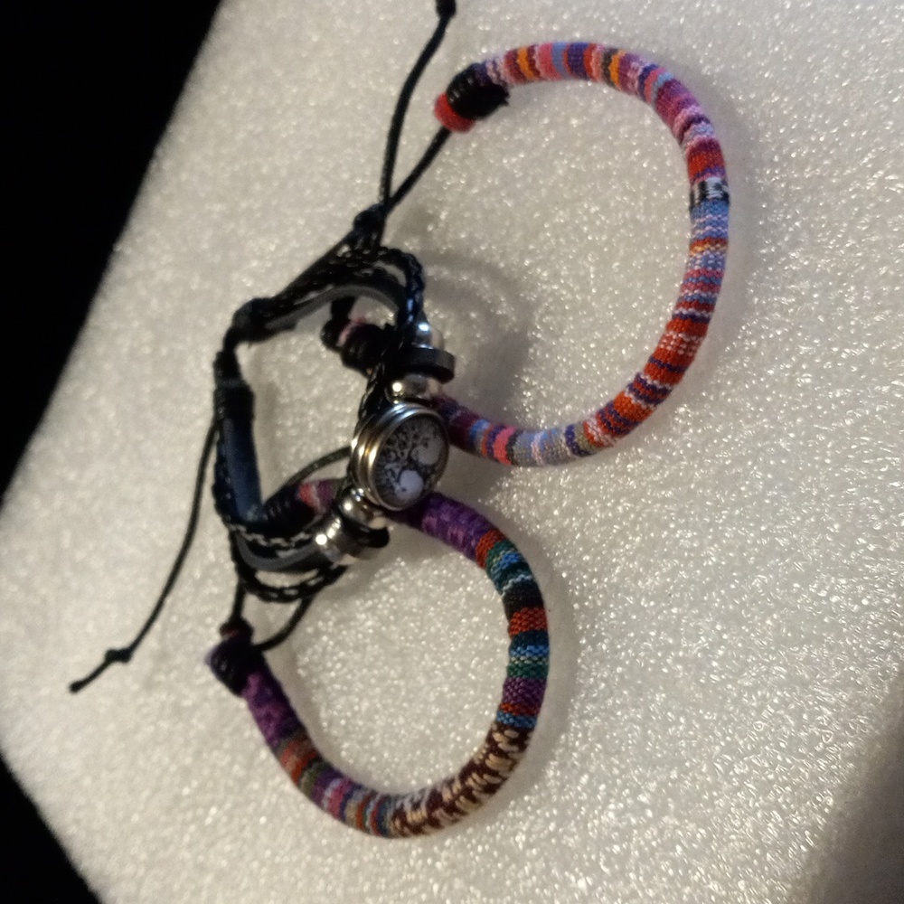 Three slide adjustment bracelets